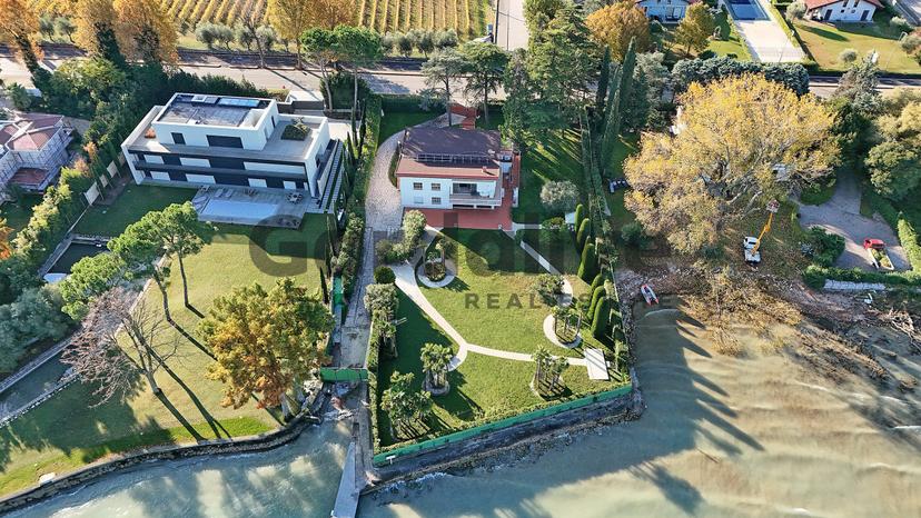 Villa, Peschiera del Garda — foto 3 di 5