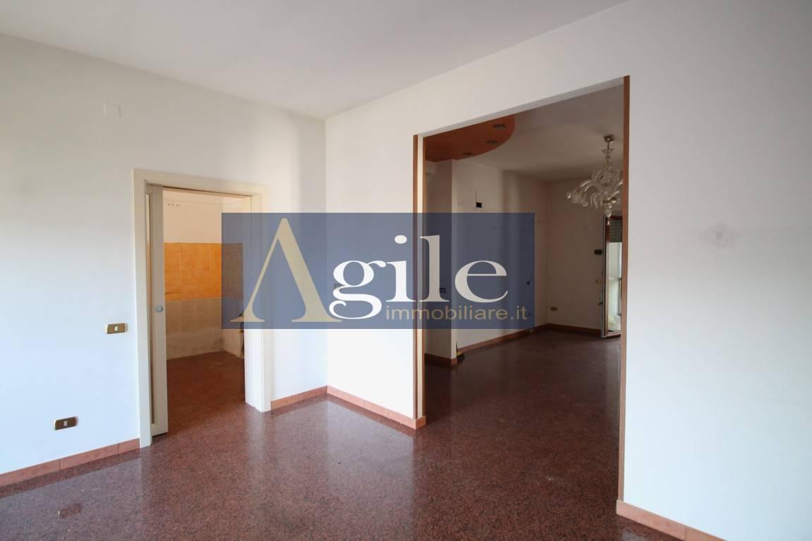Appartamento in Via Salaria, Spinetoli