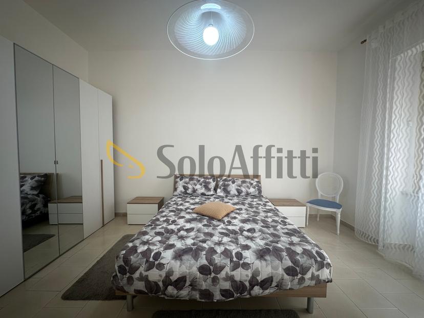 Stanza in appartamento in Via Fratelli Bandiera, Latina