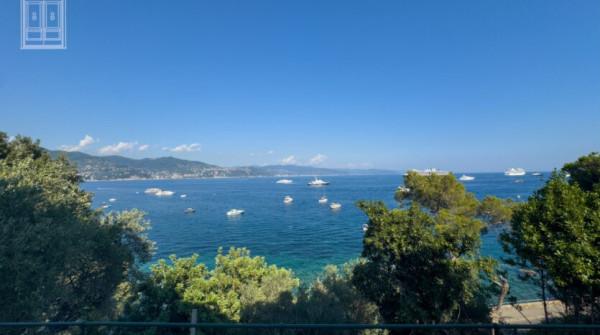 Quadrilocale in Lungomare Raffaele Rossetti, Santa Margherita Ligure