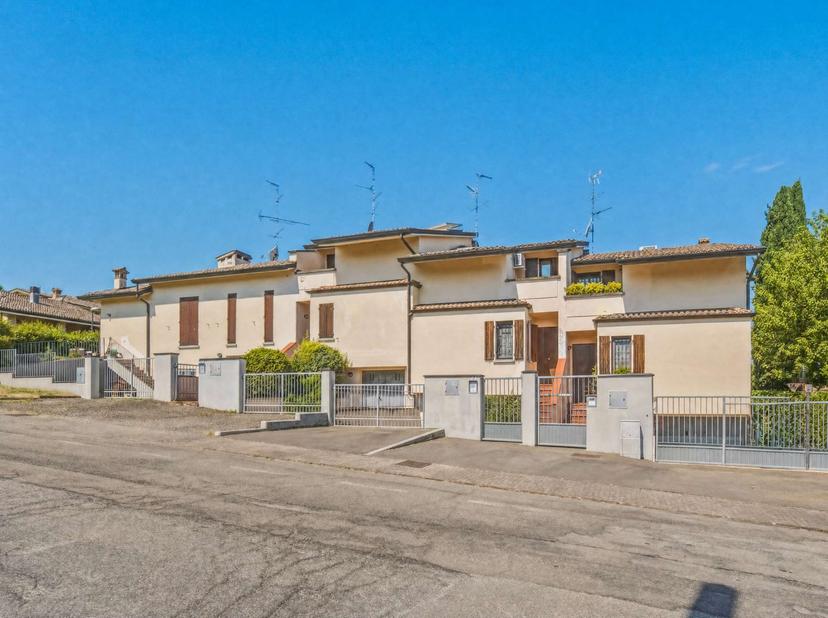 Villa a schiera in Carso 4/1, Quattro Castella — foto 5 di 5