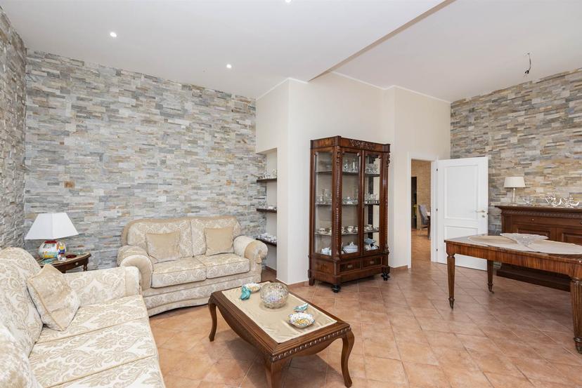 Villa a schiera in Via Toscano Patti, Trecastagni — foto 3 di 5