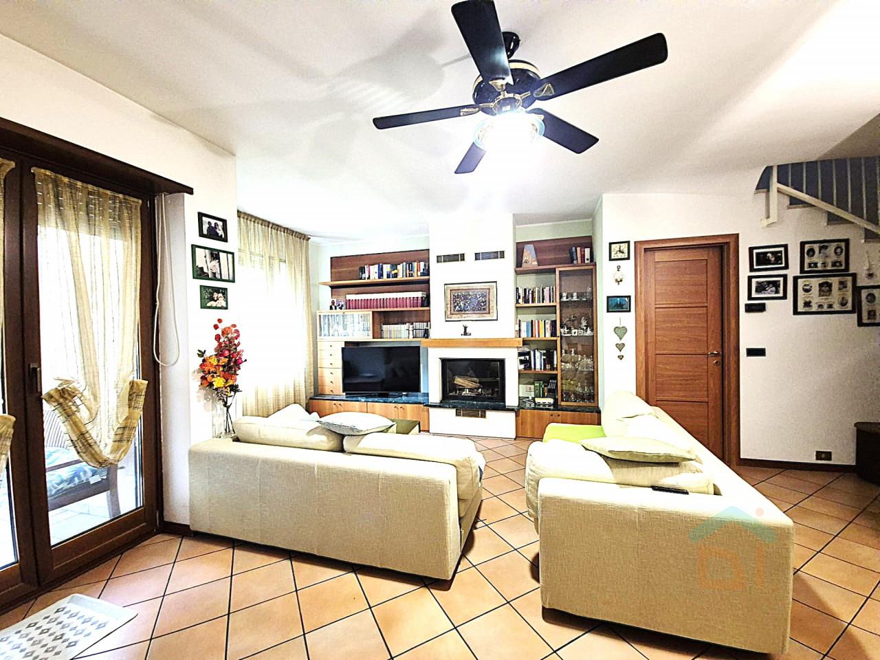 Villa a schiera in VI 2 Giugno 24, Staranzano