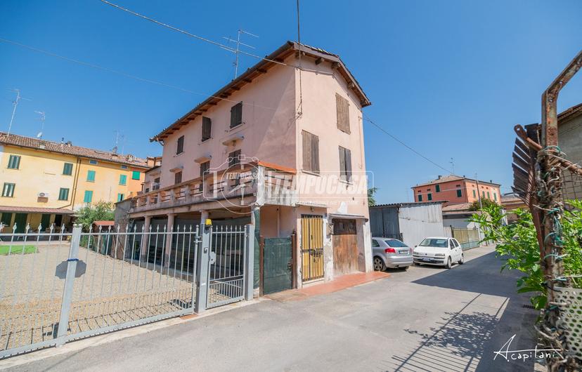 Casa indipendente in Via Galileo Galilei 3, San Martino in Rio