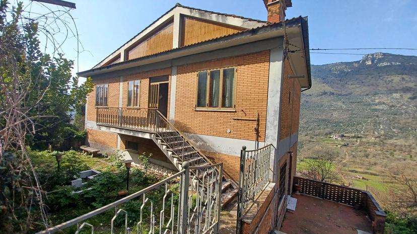 Appartamento in Via Utrina, Vallecorsa — foto 3 di 5