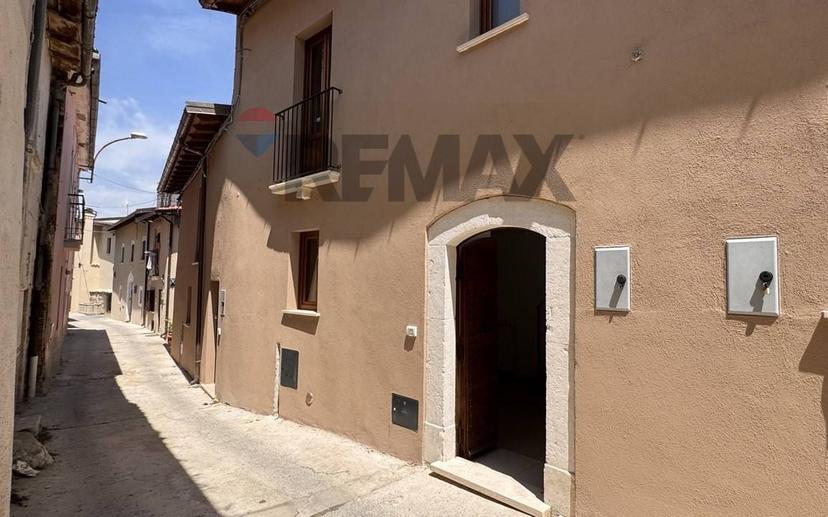 Casa indipendente in Via Centrale 21, L'Aquila — foto 5 di 5