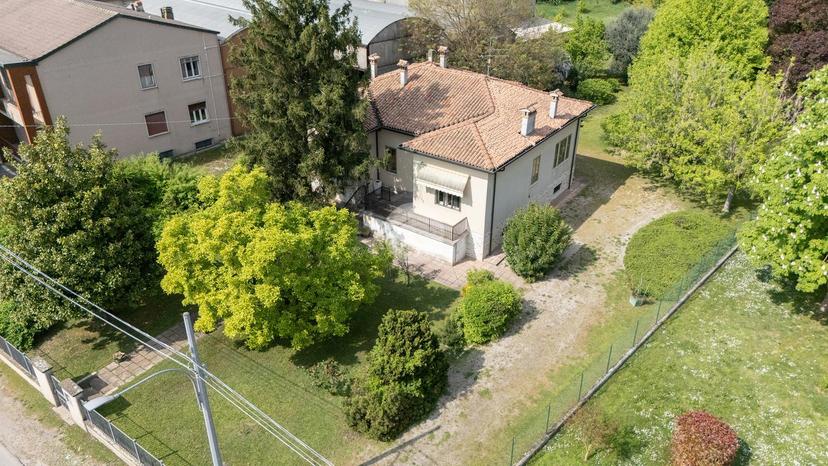 Villa in Via II Giugno 18, Castellucchio — foto 3 di 5
