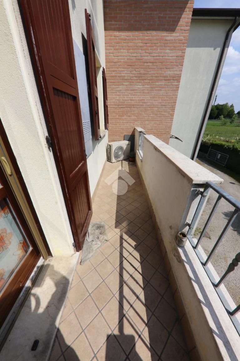 Trilocale in Via Unione Europea 22, Marmirolo — foto 2 di 5