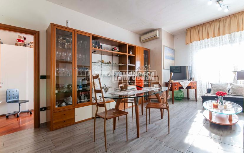 Trilocale in Via Cervino 14, Canegrate — foto 4 di 5