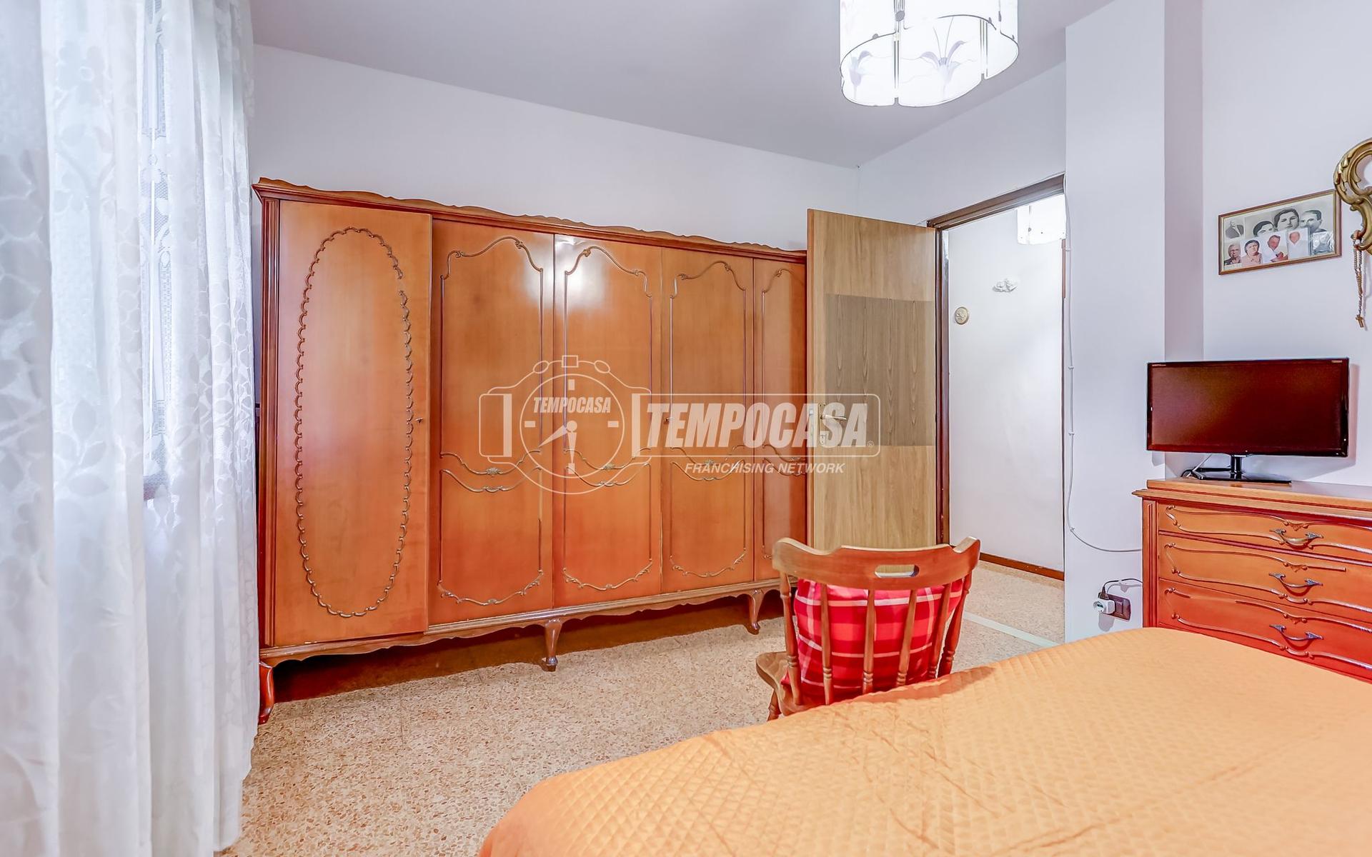 Trilocale in Viale XXV Aprile 22, Somma Lombardo