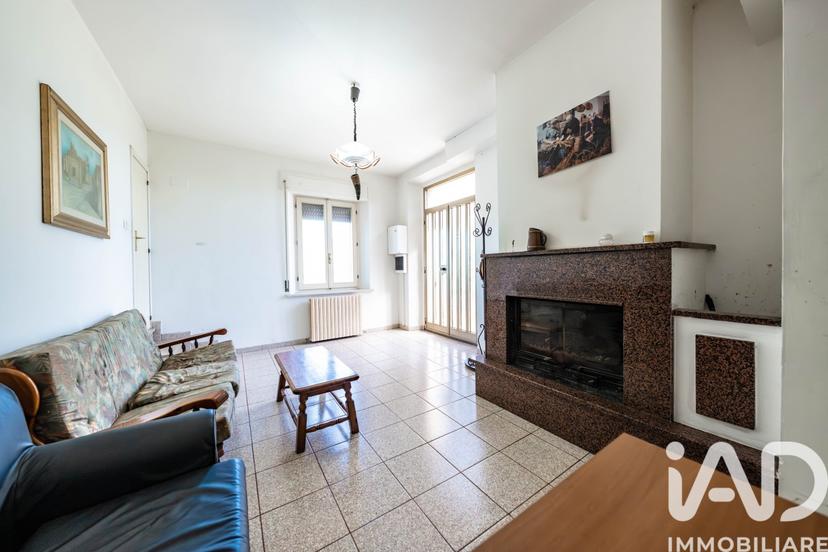 Villa in Via Contrada Entrogge 48, Urbisaglia — foto 2 di 5