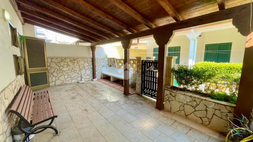 Casa indipendente in Via Ammiraglio Caracciolo, Salve — foto 4 di 5