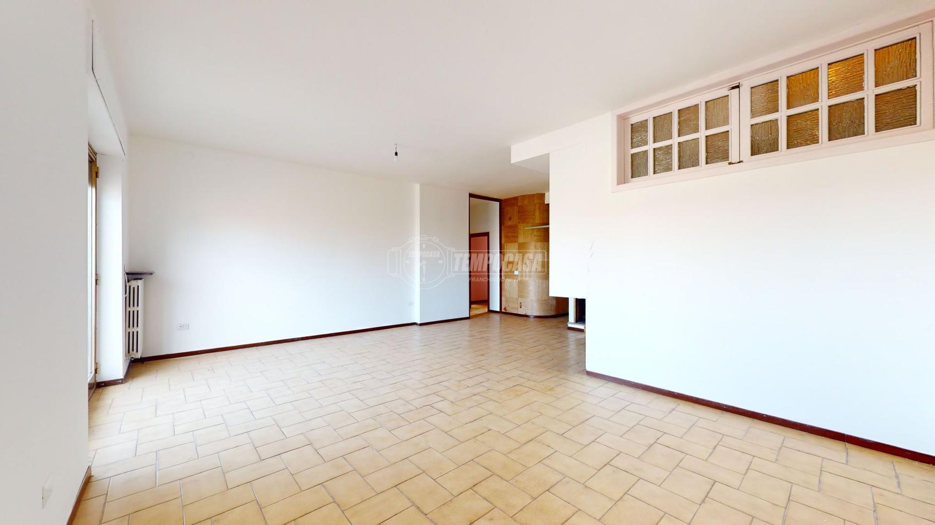 Trilocale in Via Putignano, Turi