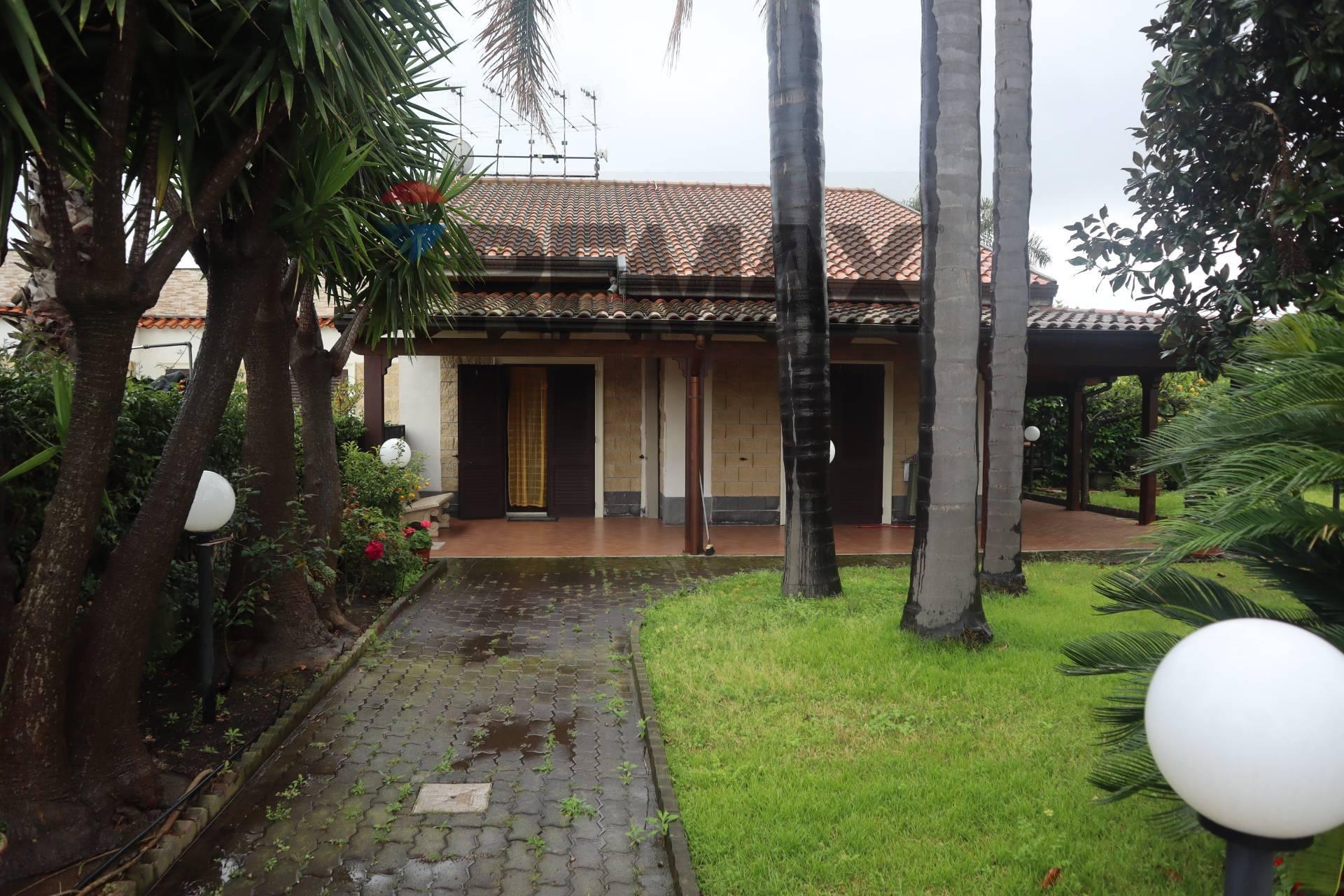 Villa a schiera in Via Dott. Mario Amato 62, Mascali
