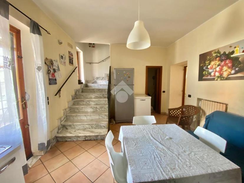 Casa indipendente in Via Paolo Emilio Imbriani 1, Cervinara — foto 4 di 5