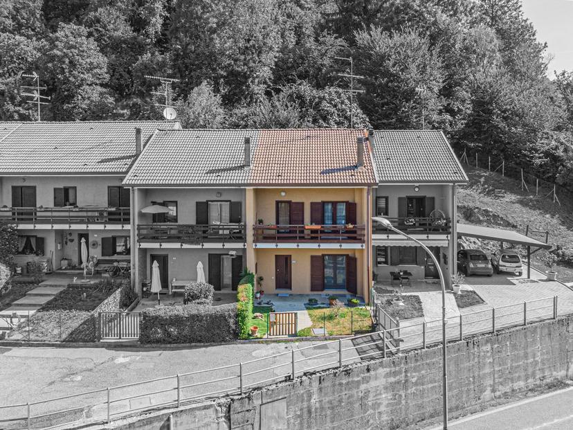 Terratetto plurifamiliare in Borgo Curminie 16, Montenars