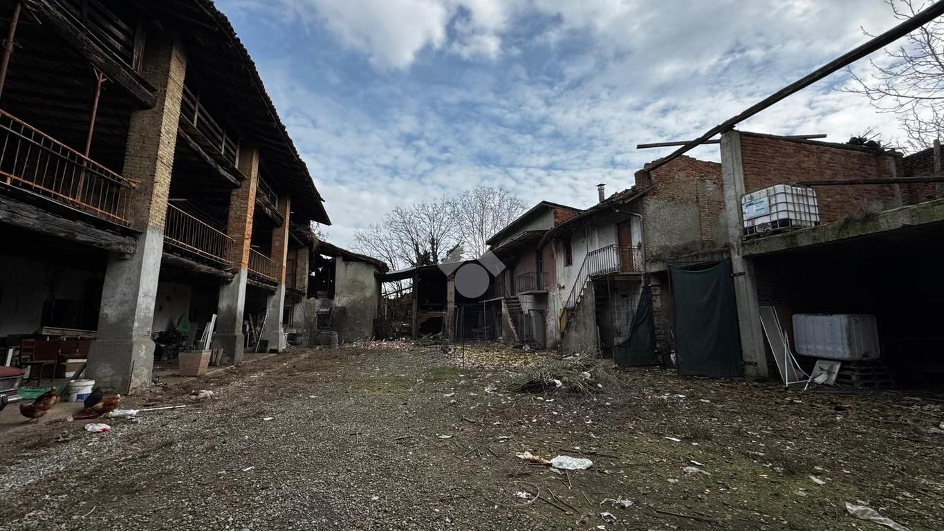 Rustico in Via Monte Grappa 69, Boltiere