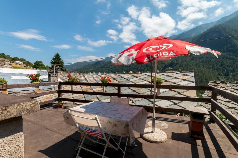 Baita in Località Caldane 34, Casteldelfino — foto 2 di 5
