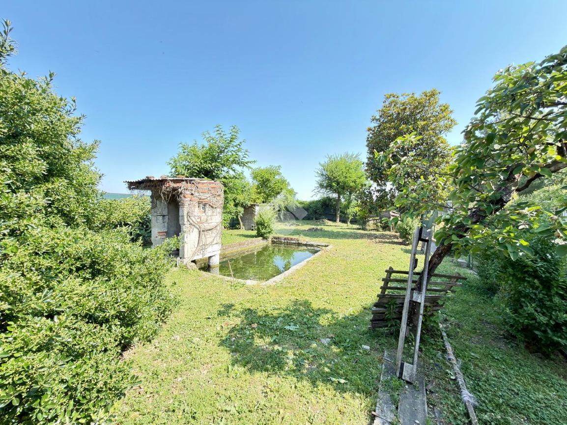Casa indipendente, Castel Goffredo