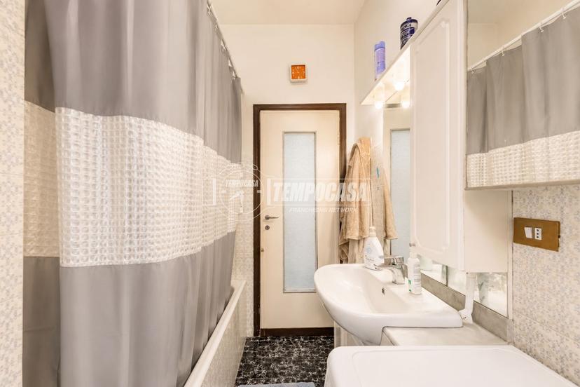 Bilocale in Via Francesco Giramo 5, Abbiategrasso
