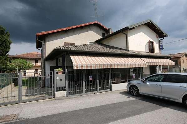 Villa in Via Boscone, Faloppio — foto 2 di 5