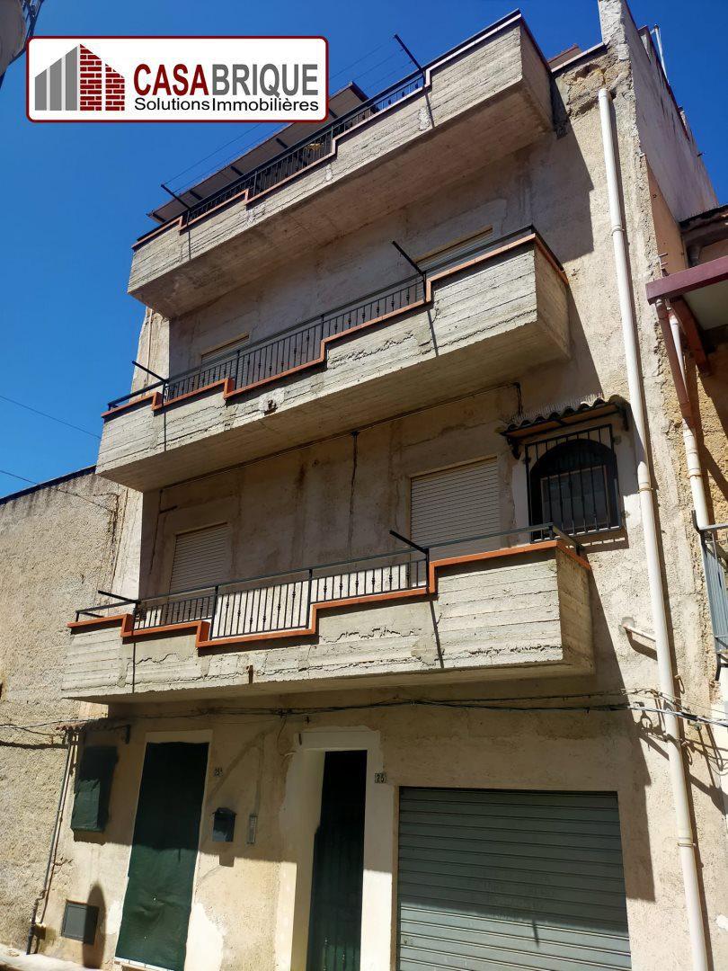 Villa, Altavilla Milicia