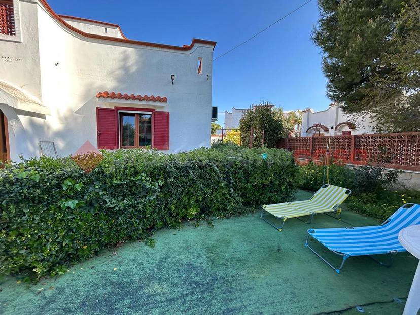 Villa in Via Mimose 121, Leporano — foto 3 di 5