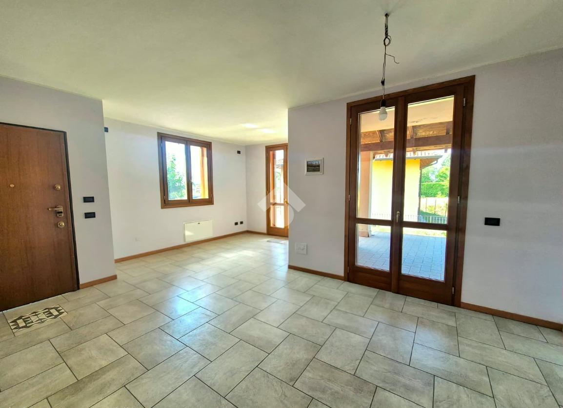 Villa in Via Don a. Pessina 20, Cornate d'Adda