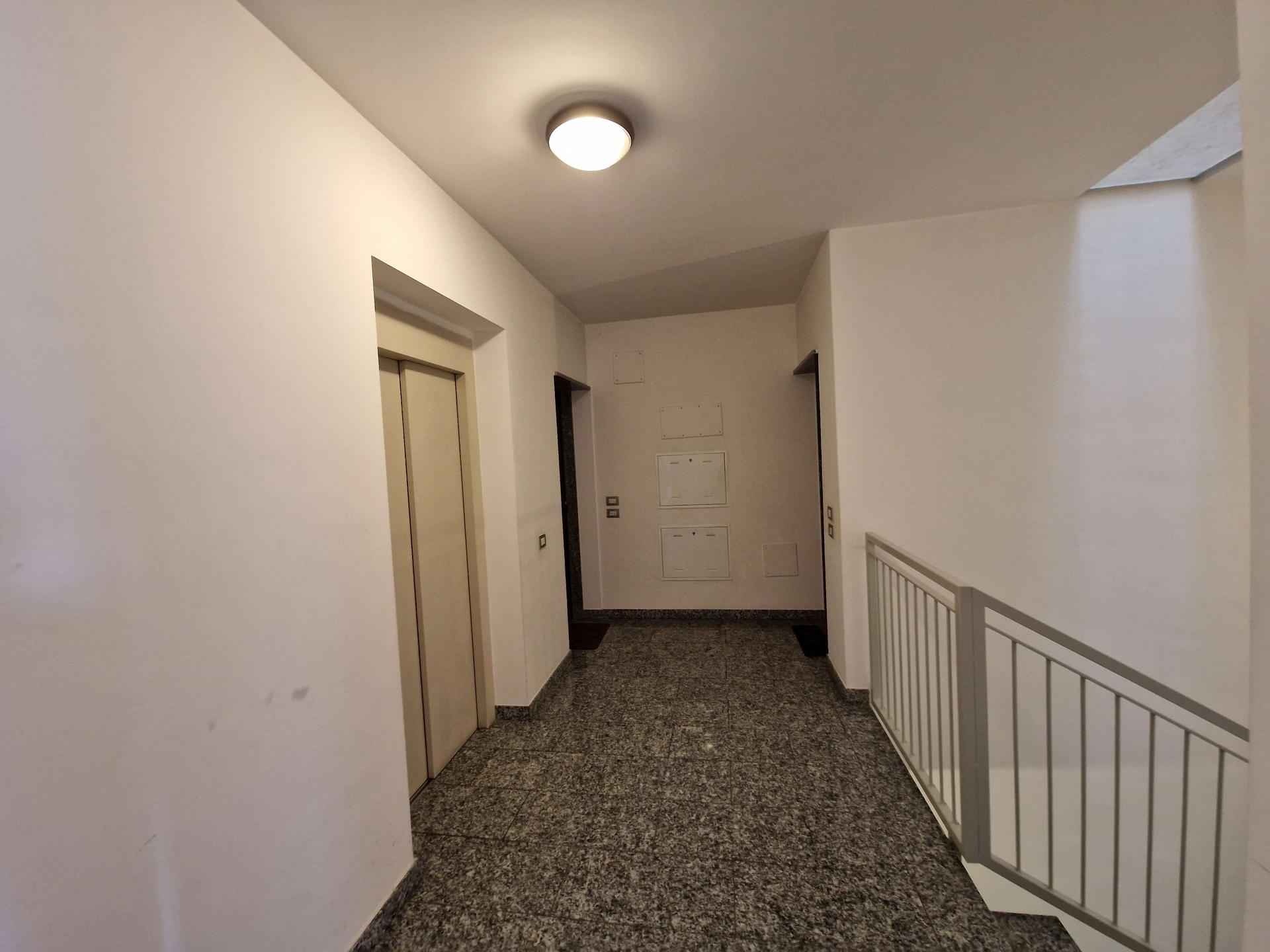 Quadrilocale in Via Sempione, Lomazzo