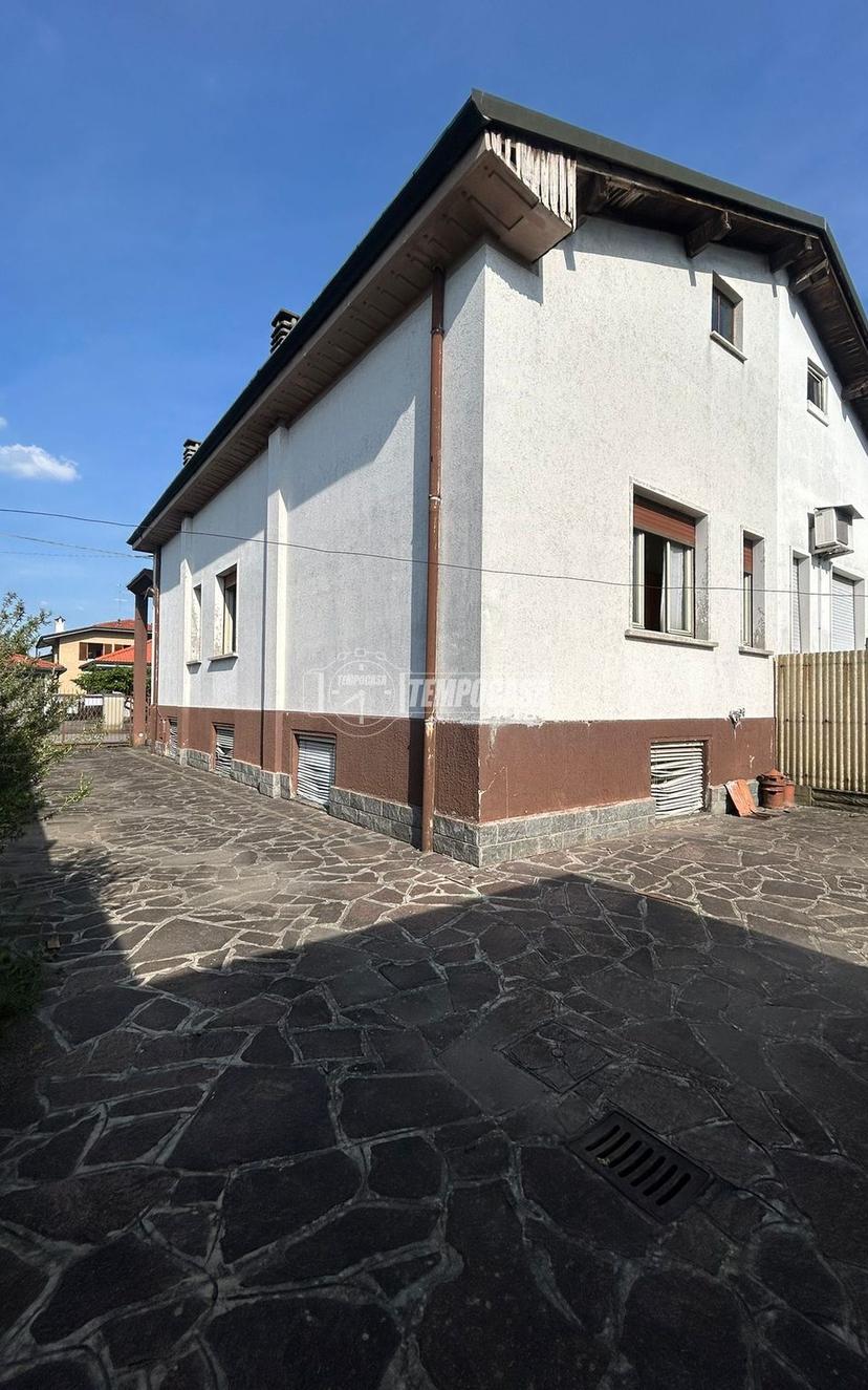 Villa in Via Pierre E Marie Curie 13, Lentate sul Seveso — foto 3 di 5