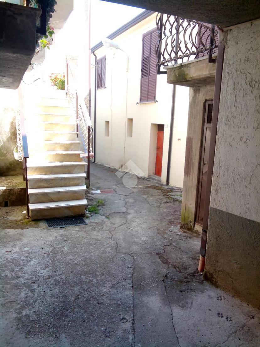 Casa indipendente in Vico Carpati, San Potito Ultra — foto 3 di 5