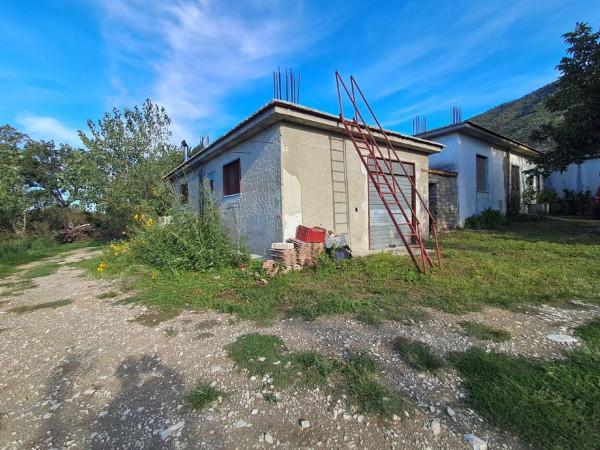 Villa in Via dei Mulini Snc, Avella — foto 2 di 5