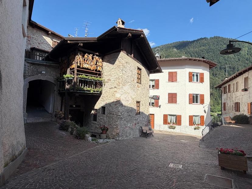 Quadrilocale in Via Paganella 7, Molveno — foto 4 di 5