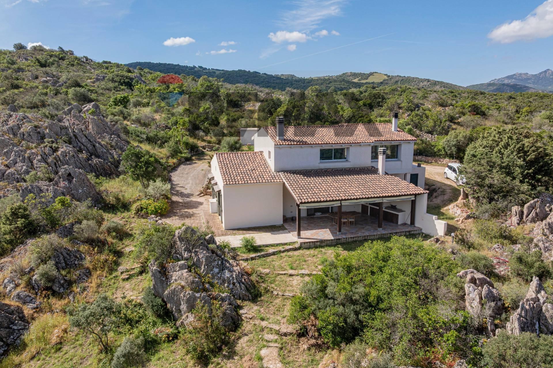 Villa in Via Sole Ruju, 50, 07026, Olbia