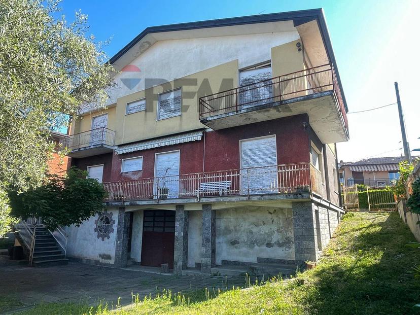 Villa in Via dello Sport 3, Gavirate — foto 4 di 5