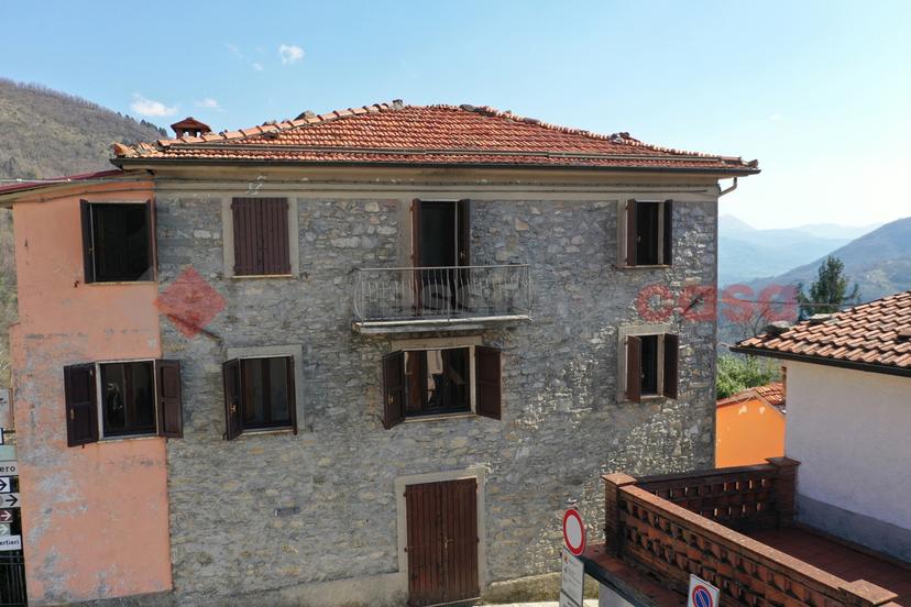 Casa indipendente in Via del Giardino- Vergemoli 6, Fabbriche di Vergemoli — foto 4 di 5