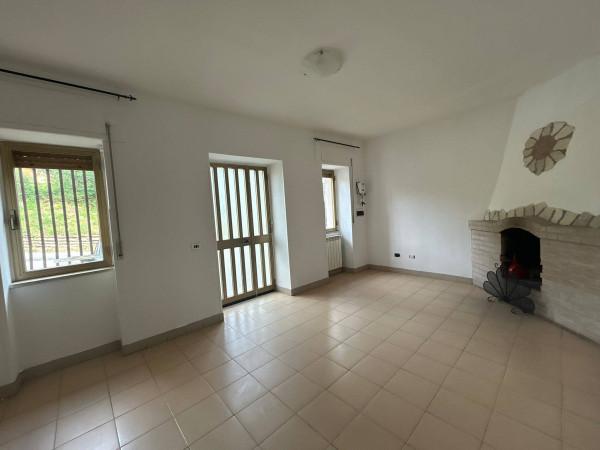 Villa in Via Cesare Battisti 1, San Nazzaro — foto 3 di 5