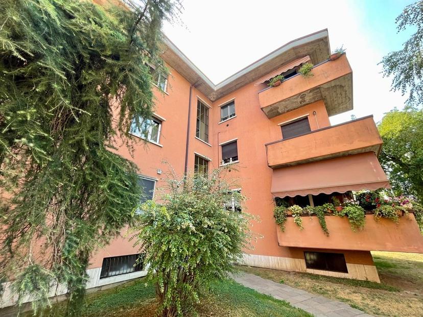 Trilocale in Via Sant' Alessandro, Castronno — foto 3 di 5