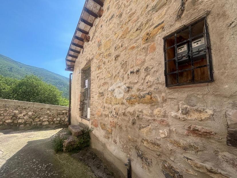 Casa indipendente in Via del Castagneto 1, Terni — foto 4 di 5