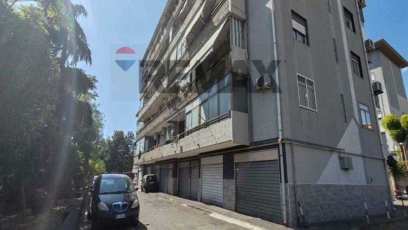 Trilocale in Via Oberdan 9, Gravina di Catania — foto 3 di 5