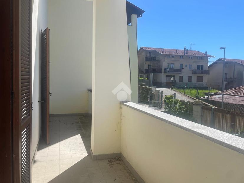 Villa a schiera in Frazione Marchetto, Valdilana — foto 3 di 5