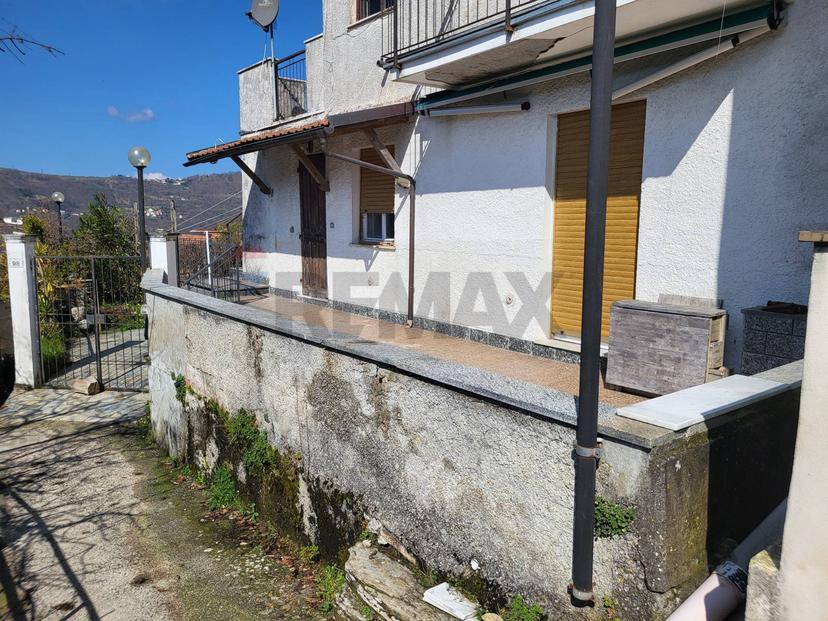 Casa indipendente in Via G. B. Cevasco 98 - 100, Bargagli — foto 2 di 5