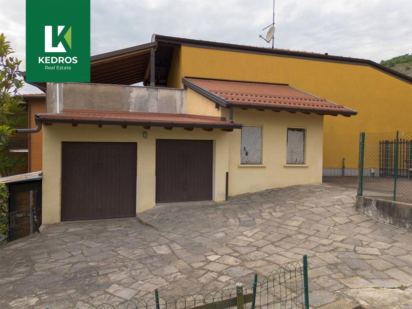 Casa indipendente in Via Alessandro Volta 4, Caravate — foto 3 di 5