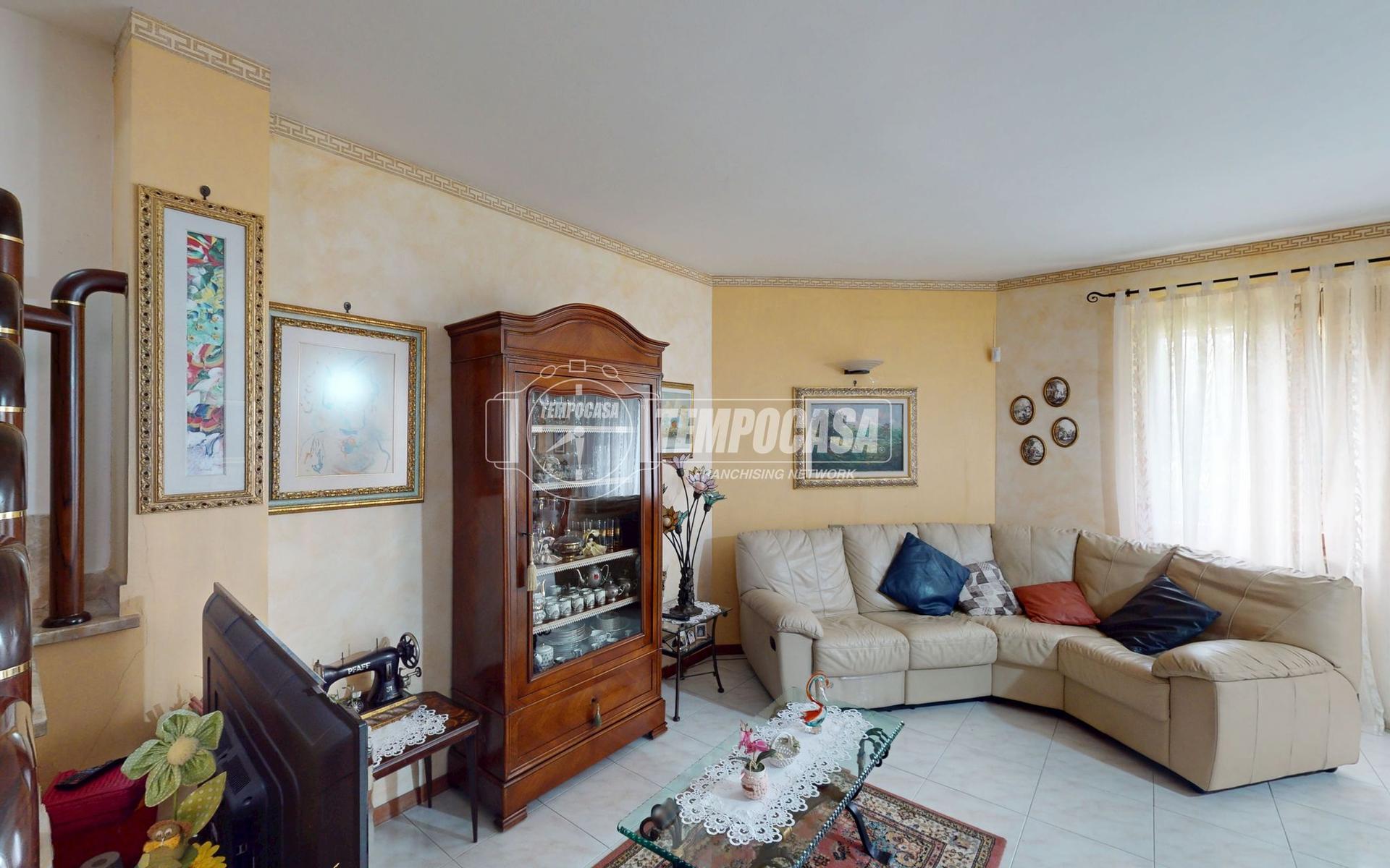 Appartamento in Via Salvatore Quasimodo, Falconara Marittima