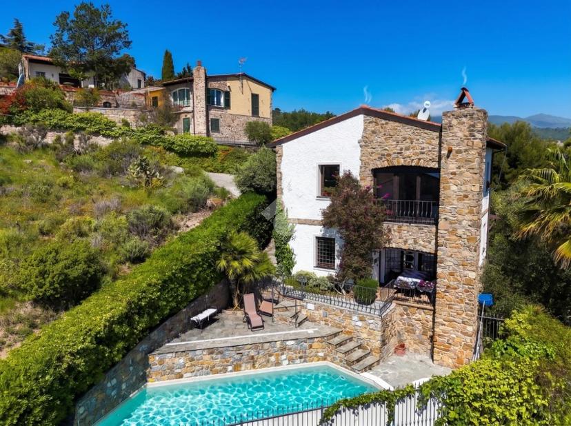 Villa in Via Nuova S.Antonio 2, Costarainera — foto 3 di 5
