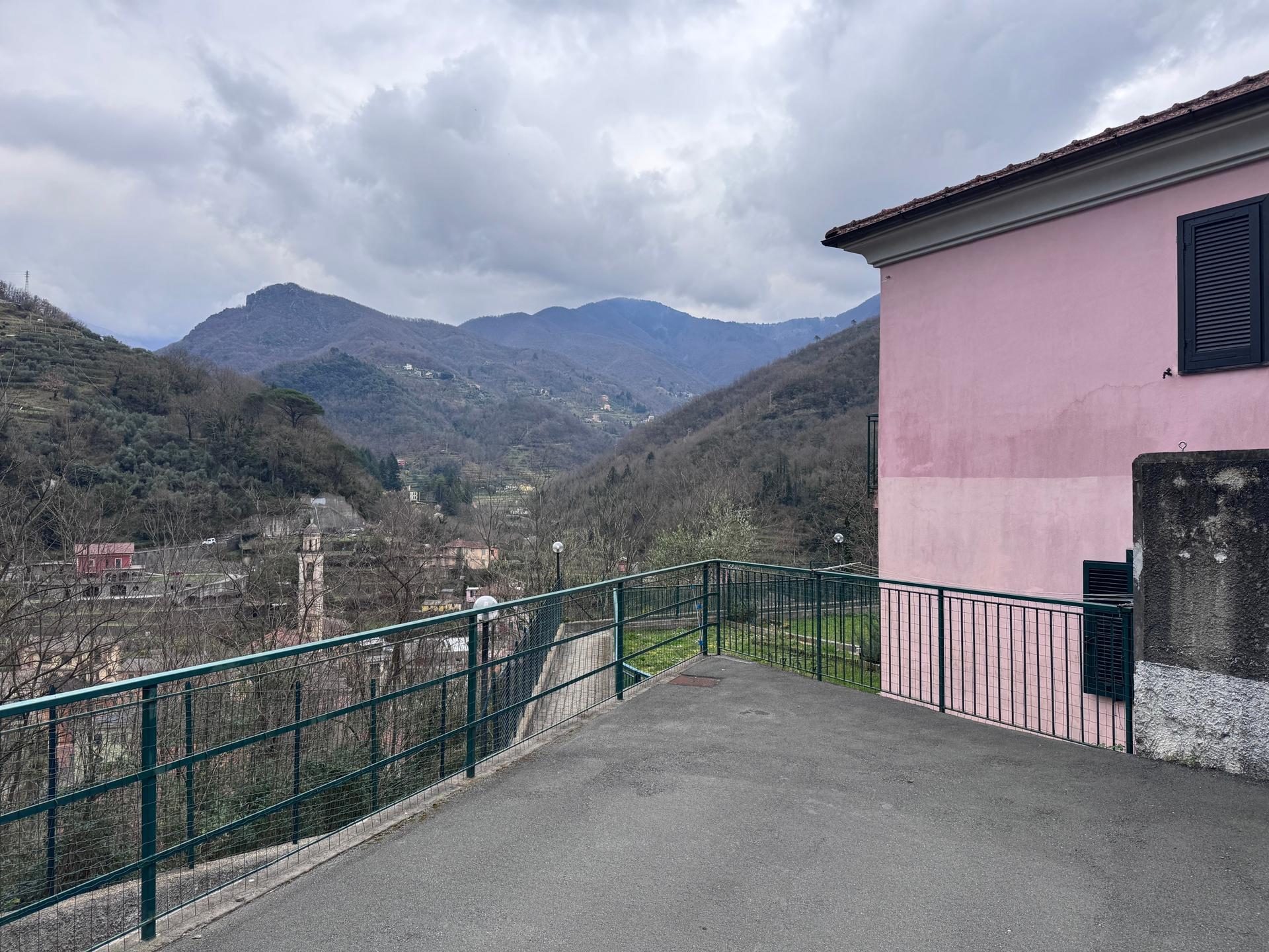 Quadrilocale in Via Pian della Cà 8, Borzonasca