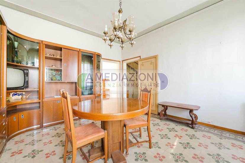 Villa bifamiliare in Via Boldani, Mira — foto 3 di 5