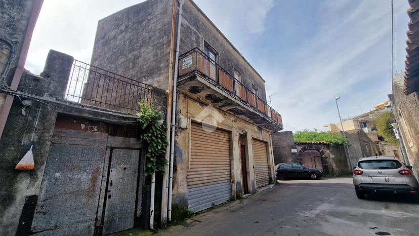 Casa indipendente in Via Ospedale 16, Aci Sant'Antonio — foto 2 di 5