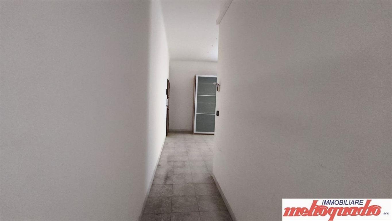 Trilocale in Via Petrarca, Casalecchio di Reno