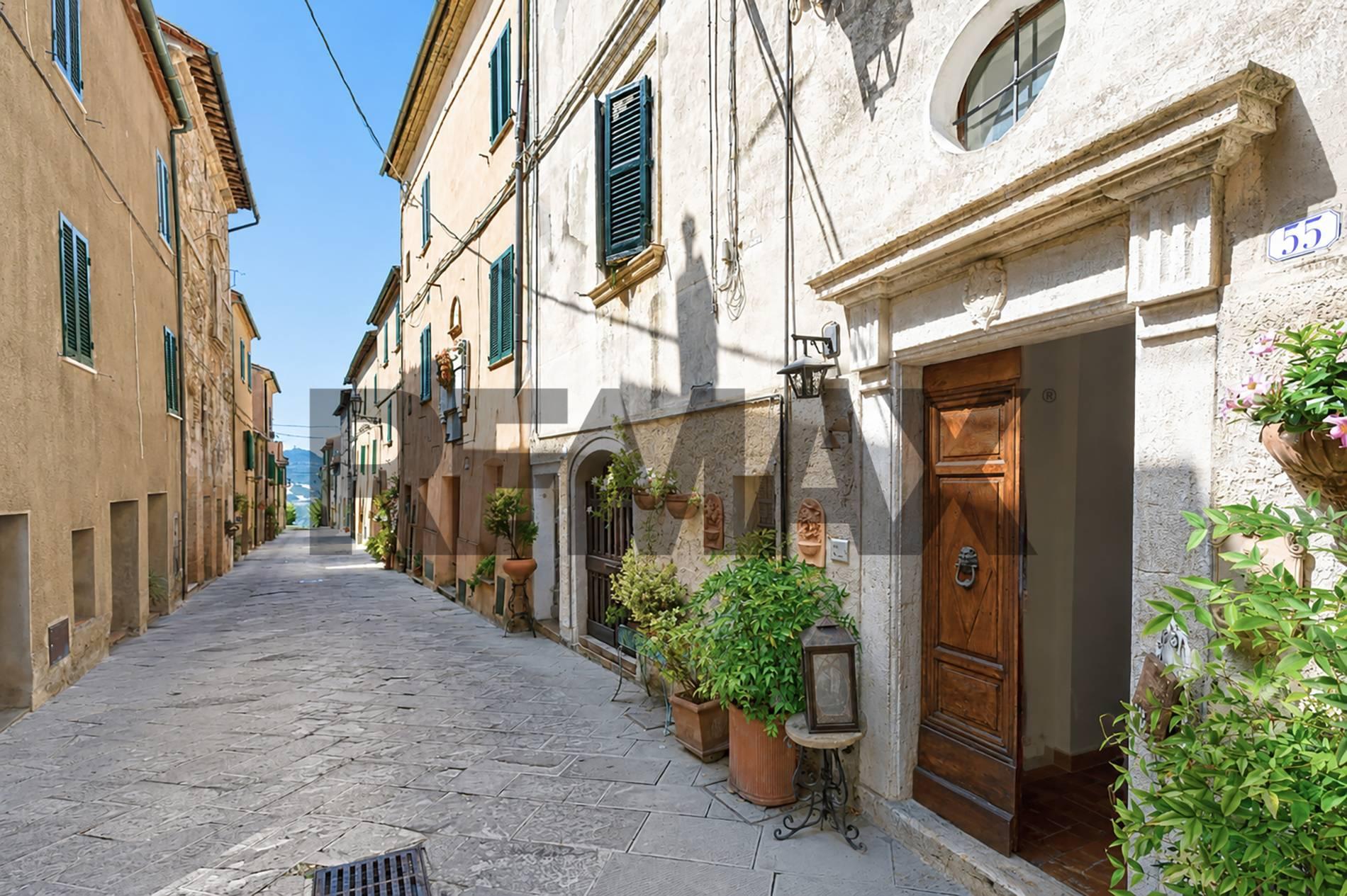 Casa indipendente in Via Giosuè Carducci 31, San Casciano dei Bagni